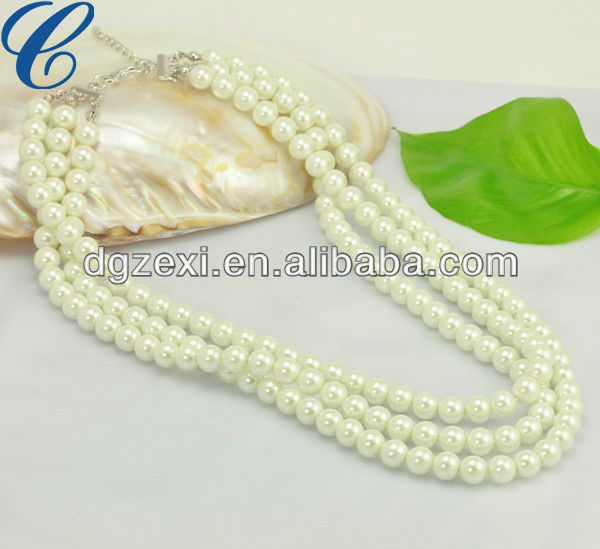 triple Pearl Necklace.jpg