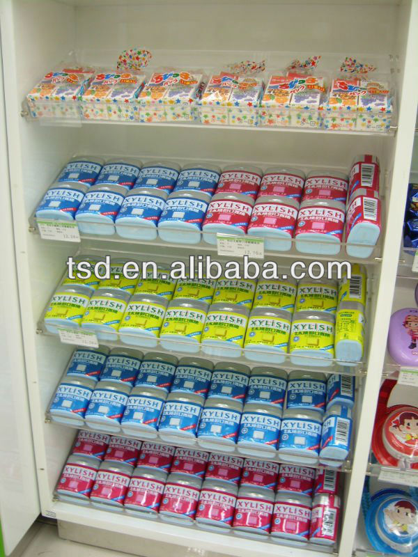 TSD-W027 Custom convenience store wooden chewing gum display with acrylic tray/display shelf for chewing gums/chewing gum rack