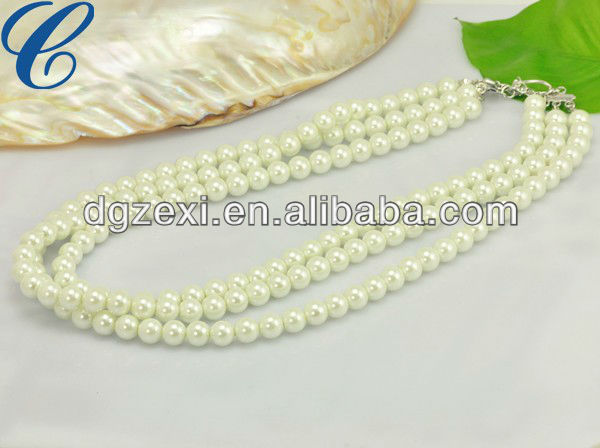 Vintage Pearl Necklace.jpg