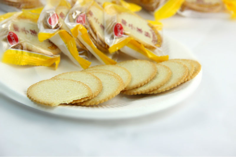 Hot sale 285g Thin Cracker Coconut Flavor