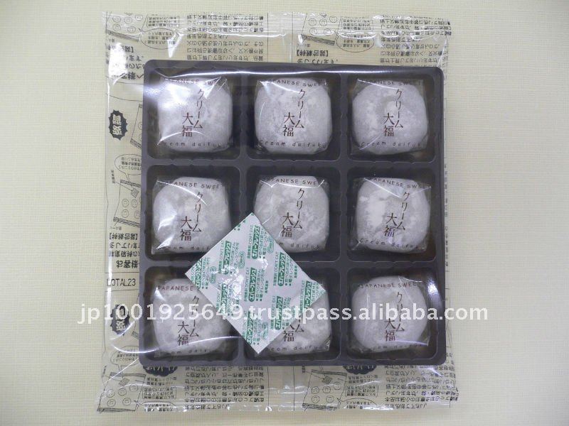 Japanese Mochi Sweets "Cream Daifuku of Cherry"