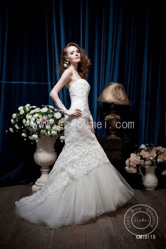 Fishtail Wedding dress lace beads trumpt Royal bridal gown