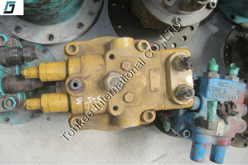 CAT325B SWING MOTOR (2).jpg