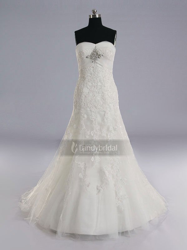 Shinning Silver Crystal Sweetheart Lace Cathedral Style Wedding Dresses