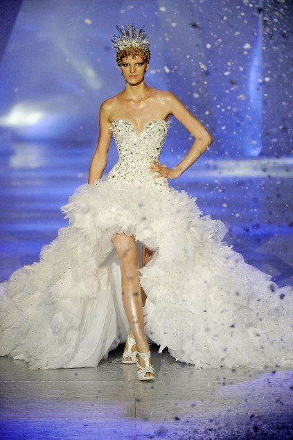 2011 new arrival short front long train rhinestones feather wedding gowns