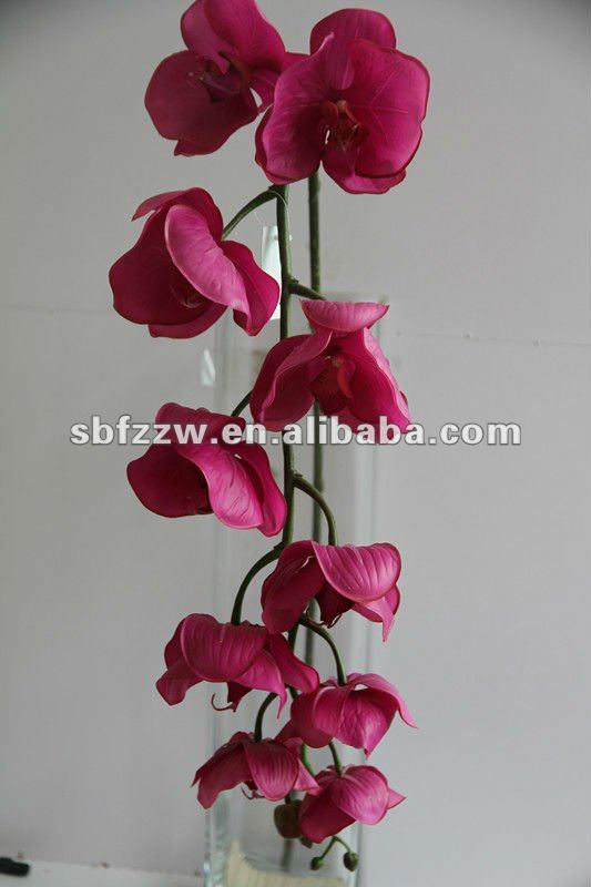 The light up artificial flowers of wedding decoration