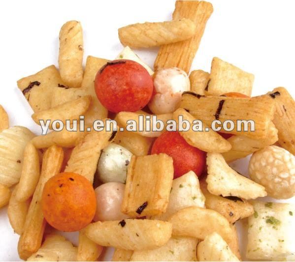 Rice crackers and coated peanuts mix Nut Snacks