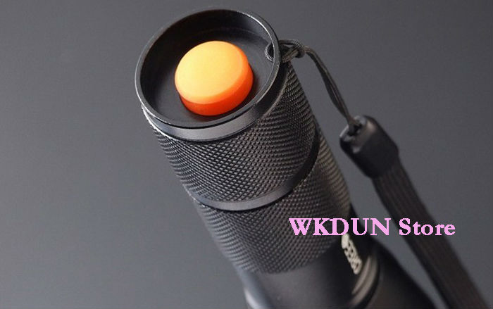 Uitrafire XML-T6 LED Flashlight (6)