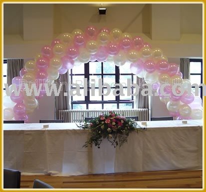  Ideas on Decorating a Wedding Arch From Supplier