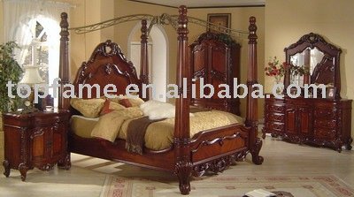 Rooms Bedroom Sets on Antique White Bedroom Sets