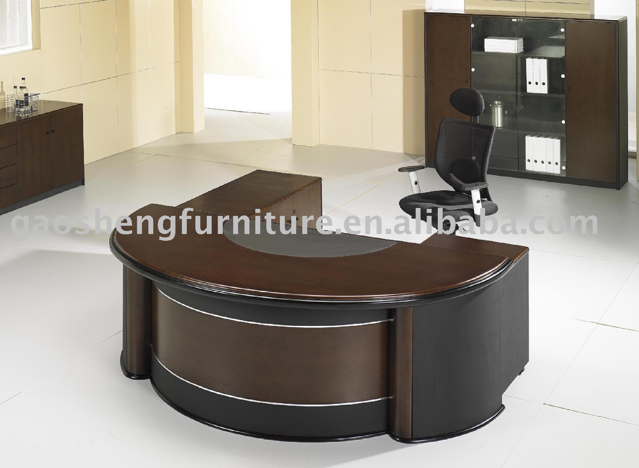 round desk