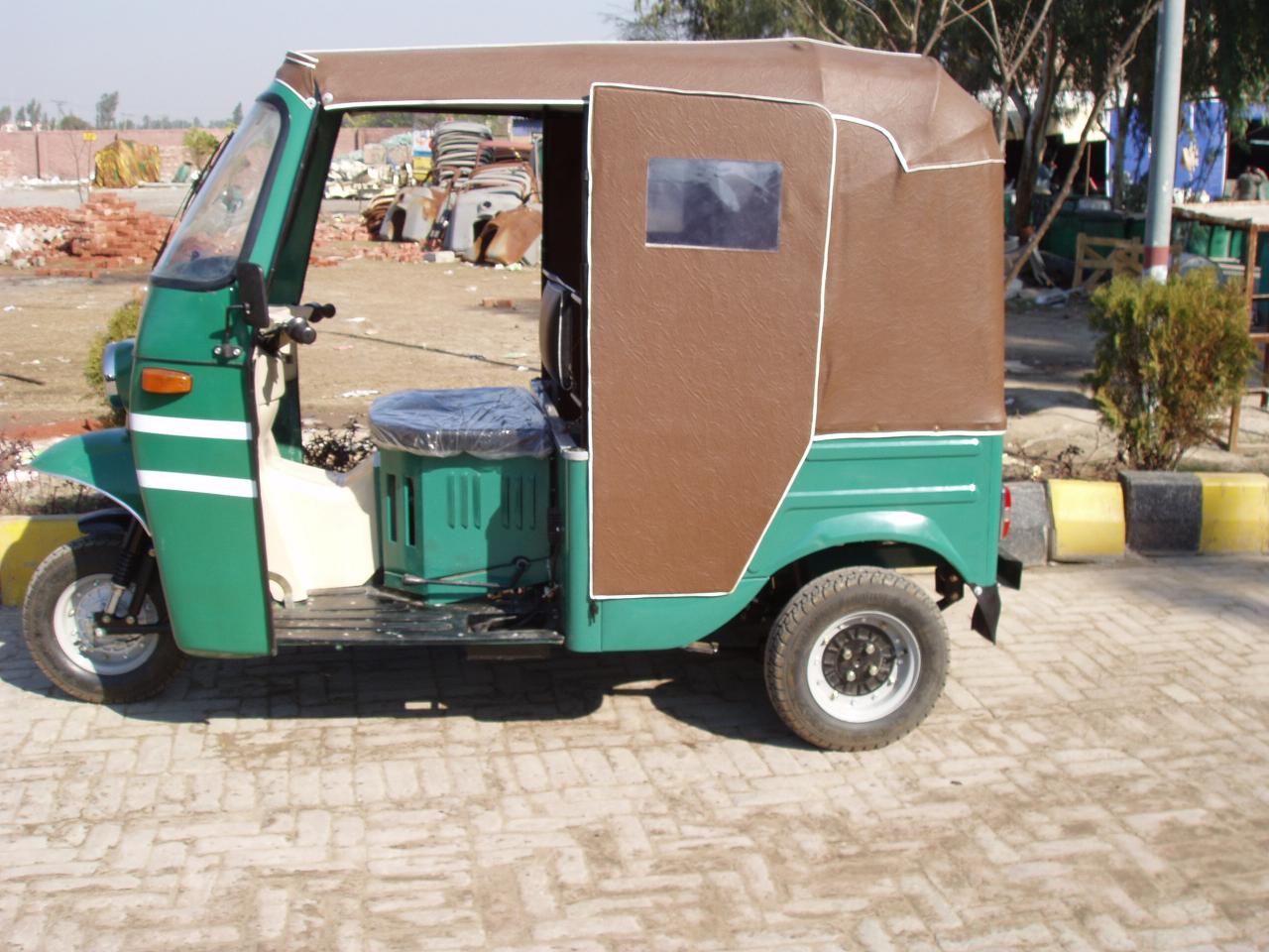 Sazgar Cng Rickshaw