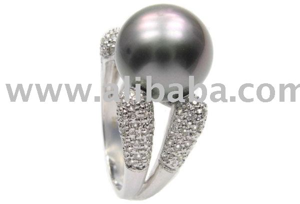 1314mm South Sea Pearl Ring w Diamonds