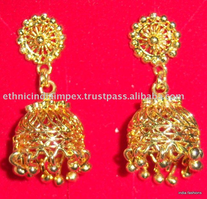 gold earrings jhumka