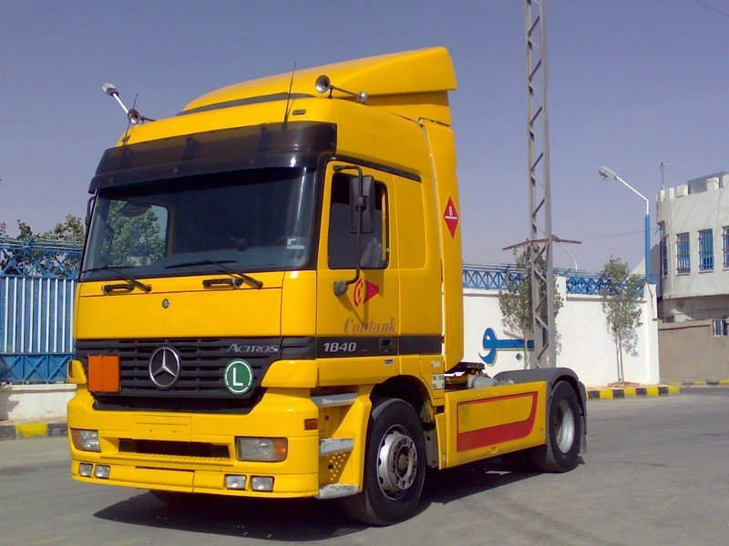 Camion trattore mercedes