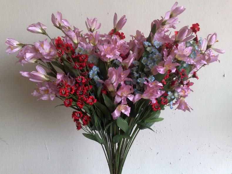 pink tiger lily bouquet. red tiger lily bouquet.