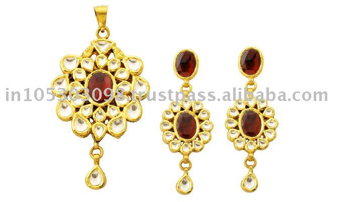 Kundan Pendants