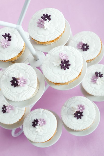 Wedding Cupcakes on Wedding Cakes   Cupcakes Products  Buy Wedding Cakes   Cupcakes