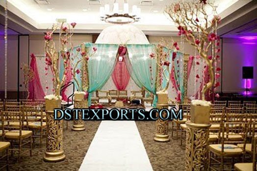 See larger image WEDDING STAGE WITH GOLDEN PILLARS