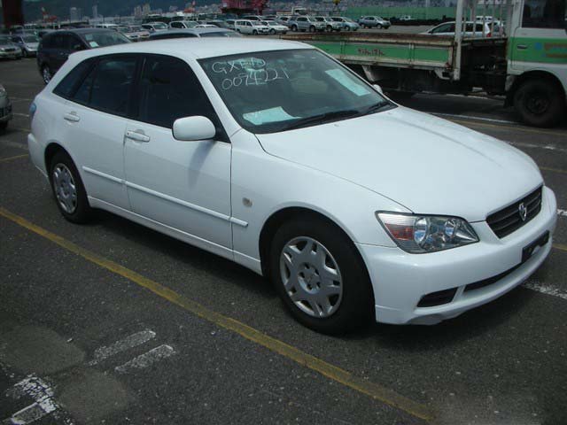 2002 Toyota Altezza Gita AS200 GXE10 Used Car From Japan 84916 