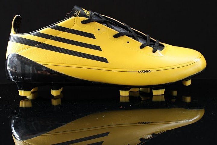 messi 2011 boots. Messi F50 football