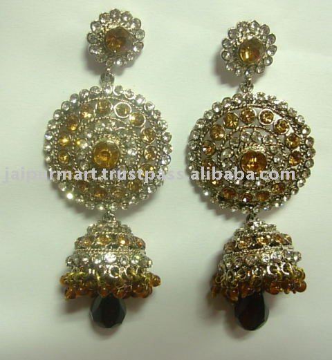 Indian_Artificial_Fashion_Jewelry_Earrings.jpg