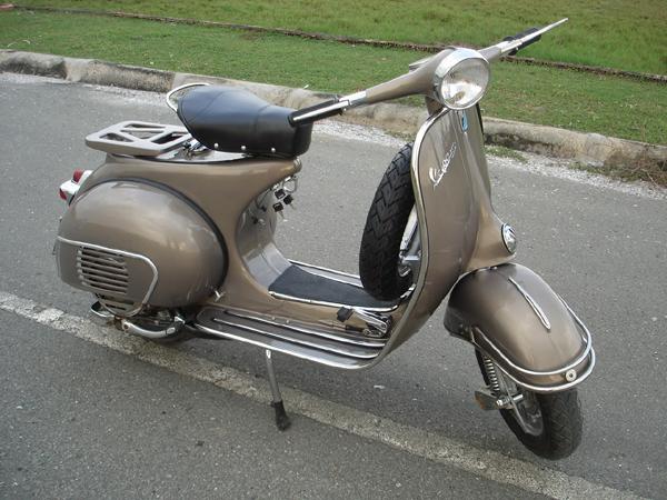 See larger image Vespa VBB 