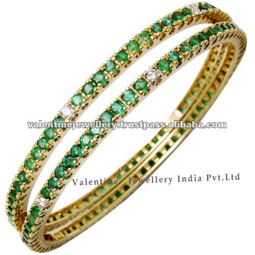 emerald_and_diamond_bangles_design_indian_style