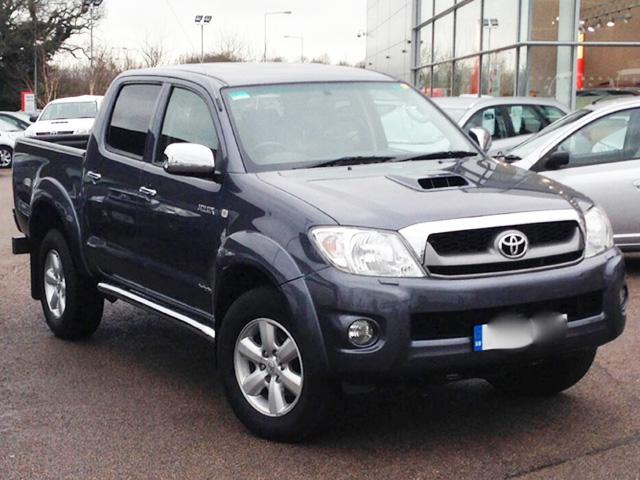 Used toyota hilux double cab for sale in japan