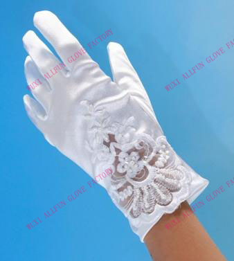 You might also be interested in Wedding gloves vintage wedding gloves 