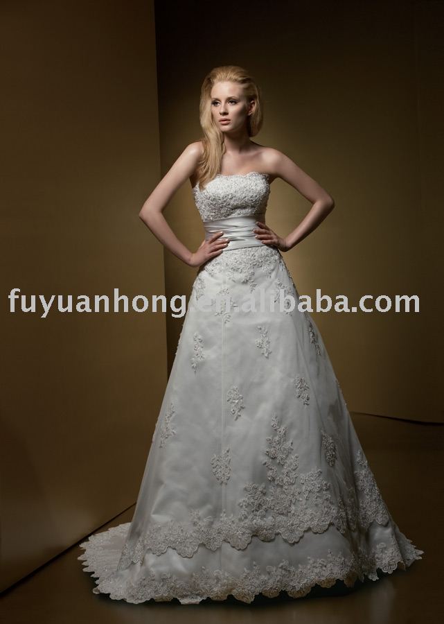 09 fashion wedding gown