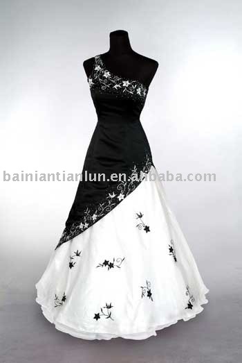 black and white wedding dress WD049