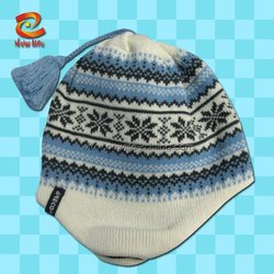 Free Loom Pattern kbEarflapHat Loom-Knit Earflap H
at : Lion Brand