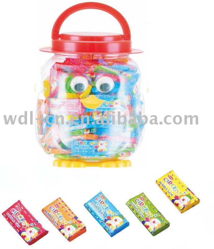 Tattoo bubble gum in baby penguin shaped jar(confectionery chewing gum)