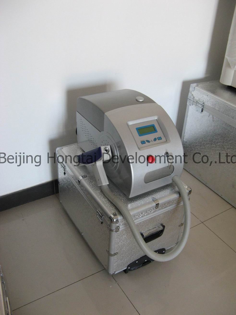 See larger image Laser beauty equipment remove redbluebrownblack tattoo