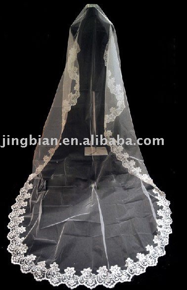 Popular Long Lace Edge Bridal Veil V110