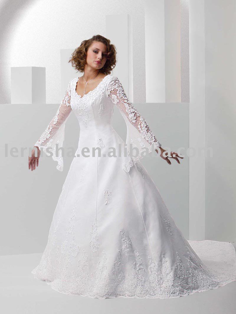 Big traintail wedding dress