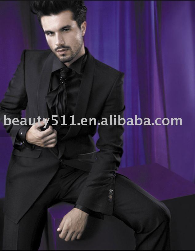 designer suits for men 2010. 2010 most fasionable man#39;s
