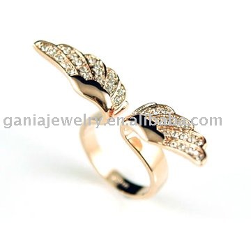 Fashion Jewelry Angel Wing Ring With Gold Plated