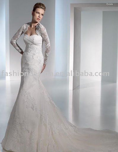 Lace sleeve wedding dress