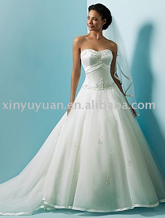 2011 boutique new designer tulle bridal gowns with veil AAW025