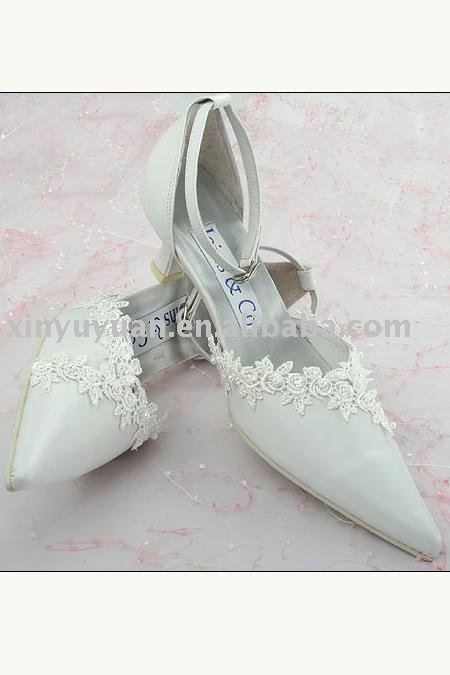 elegant and perfect 2011 summer wedding shoes with lace BWS007