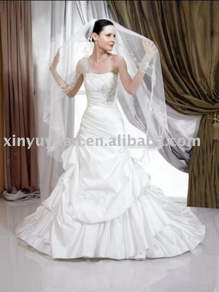 designer 2011 boutique single strap wedding gowns with bridal veil MOW050