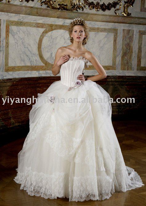 western style strapless ball gown wedding dress