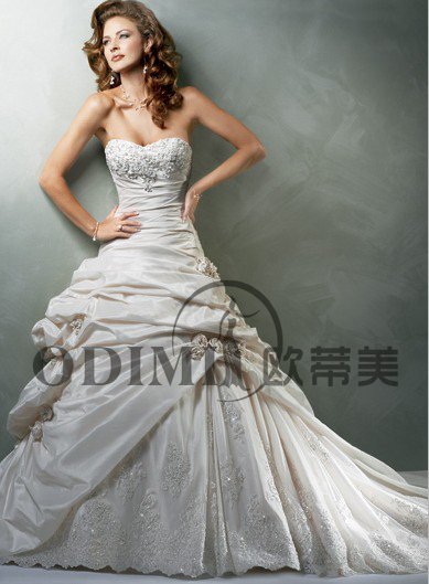 2010 gorgeous ivory taffeta wedding dress