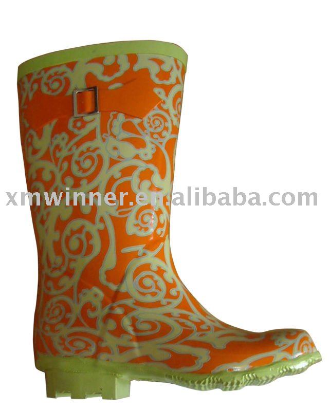 Images Of Girl In Rain. fashion girl rubber rain boots