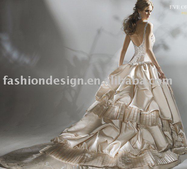 YS2315 2011 charming luxury detachable long tail gold wedding dress