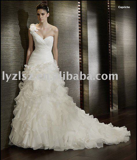 HY2223 attactive sweetheart neckline wedding dress 2011