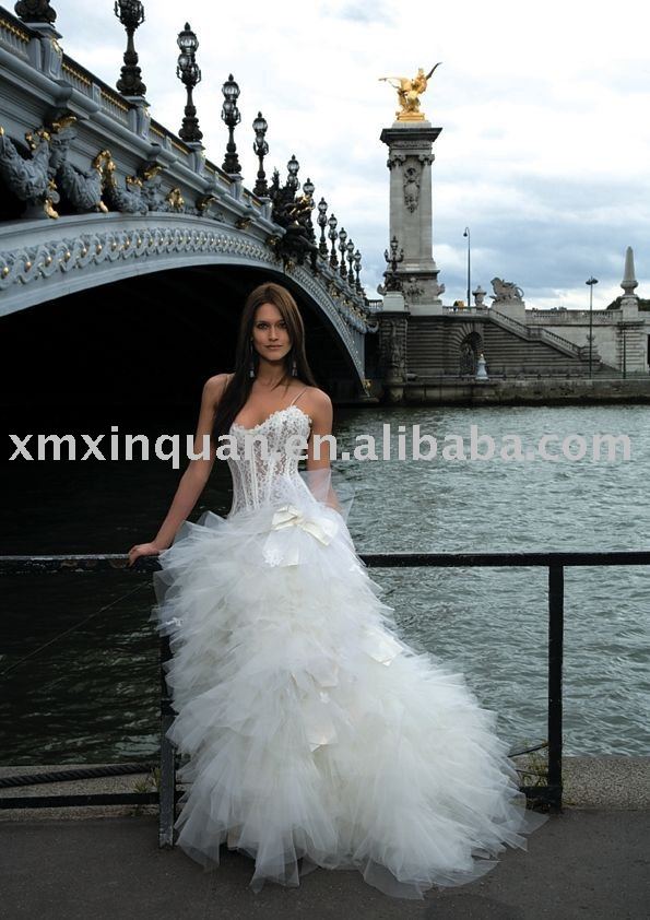 AW297 Unique ruffled ball gown transparent lace bodice wedding dress china