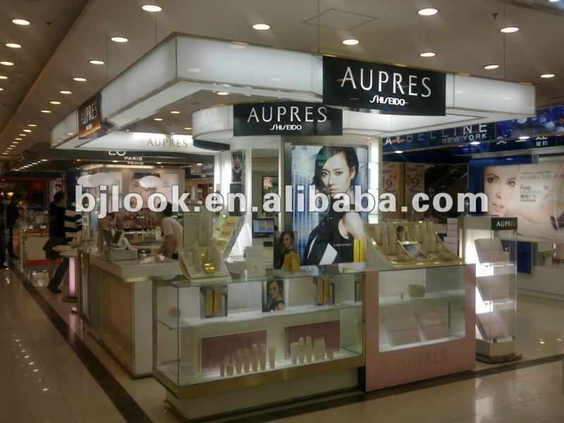 perfume shop showcase